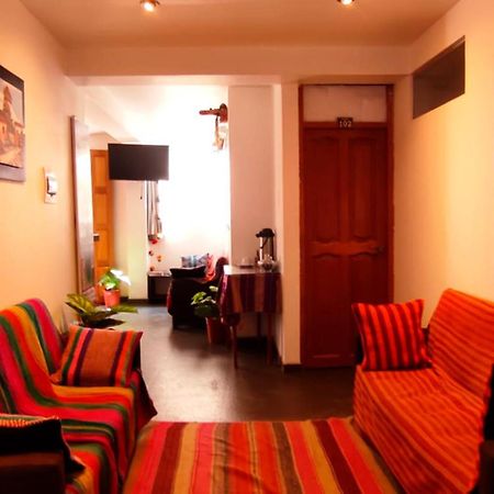 Qolmay Hostel Cuzco Esterno foto
