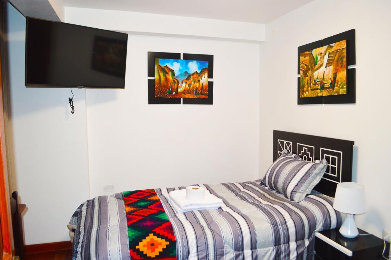 Qolmay Hostel Cuzco Esterno foto