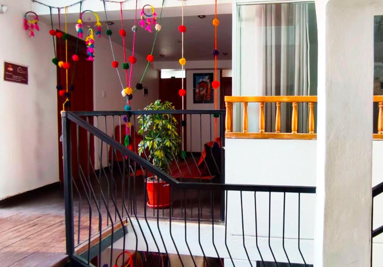 Qolmay Hostel Cuzco Esterno foto